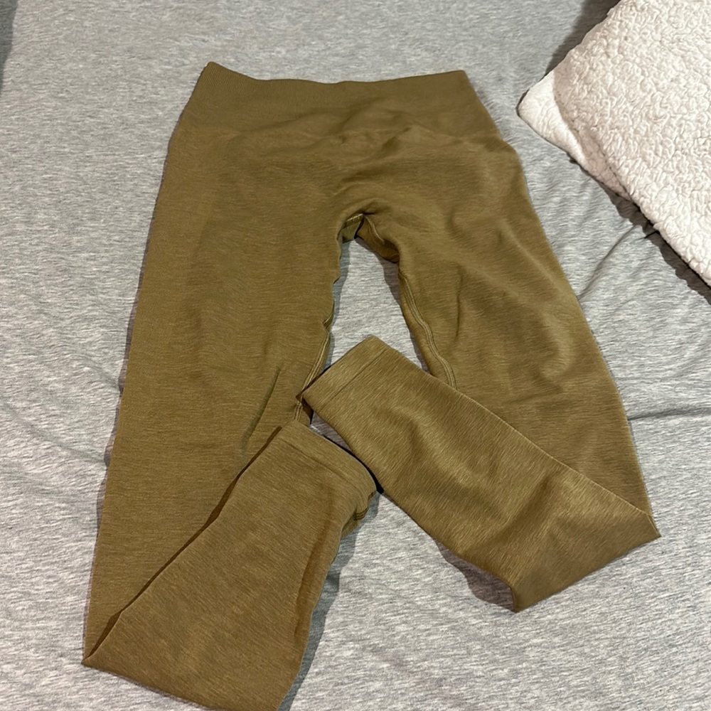 Alphalete amplify leggings